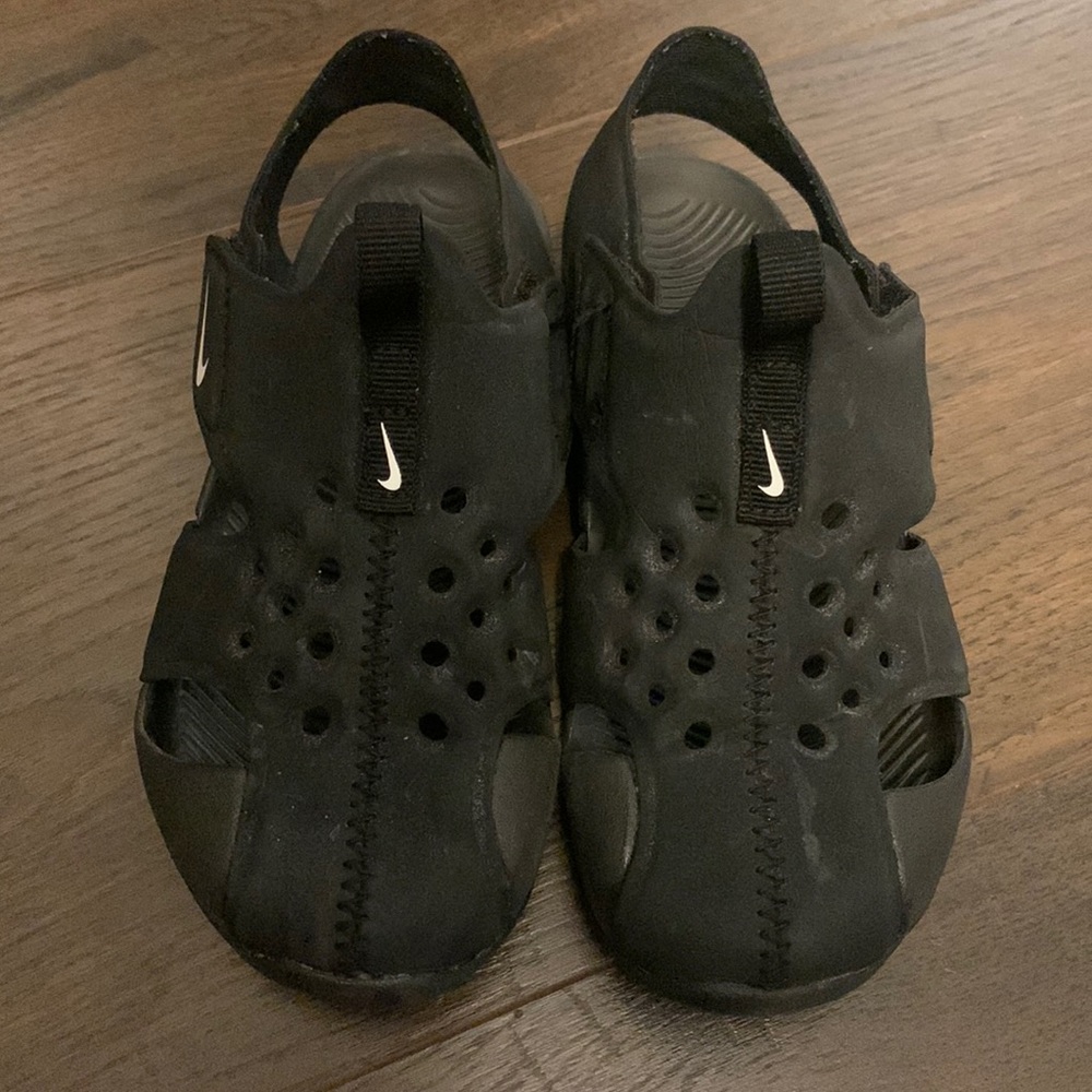 Boys size 11 Nike shoes